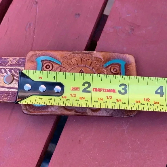 Vintage Unique 100% Leather Etched Belt w  Wooden Buckle. 39” - Picture 7 of 7